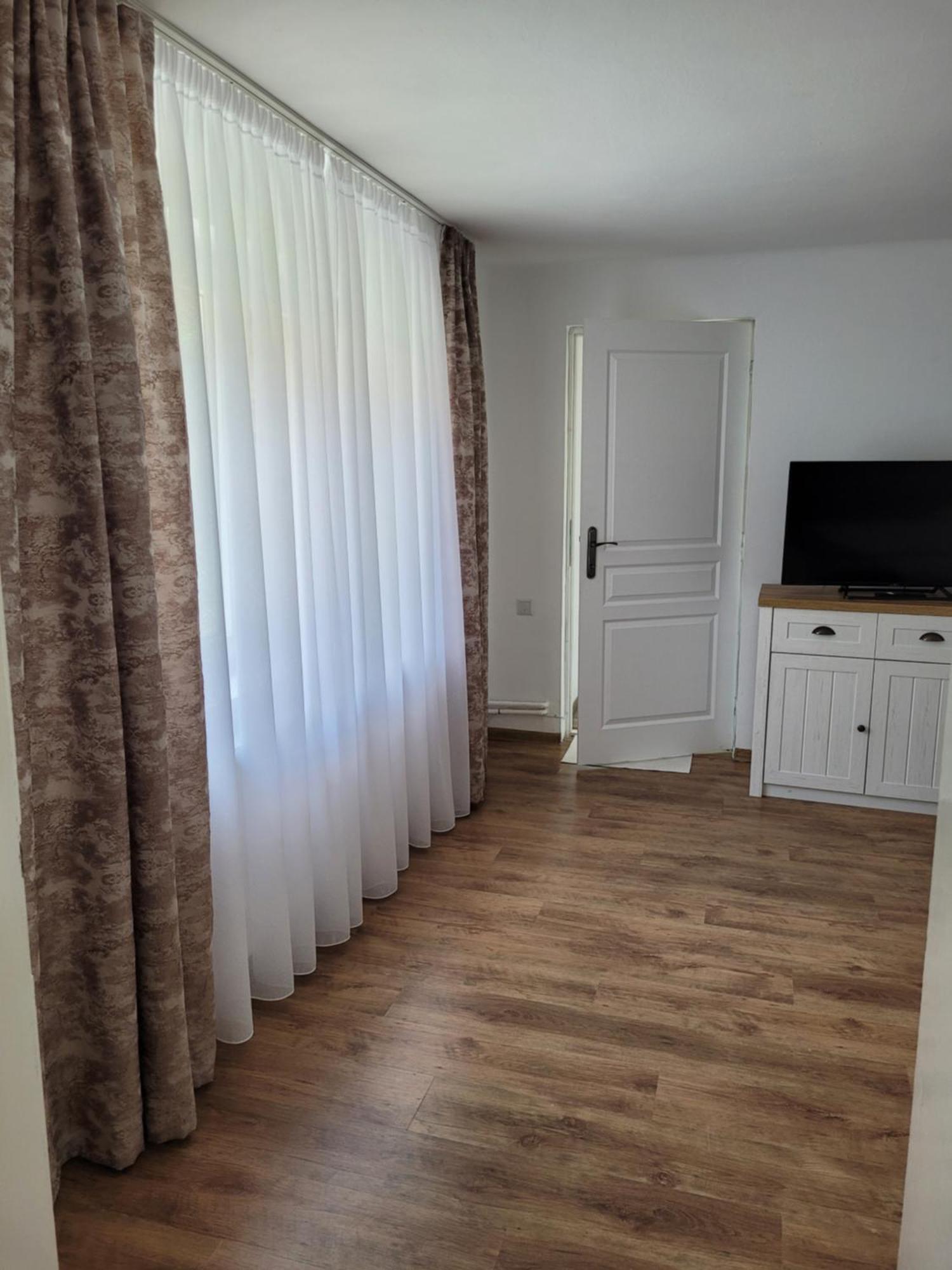 Two-Bedrooms Apt Sibiu Buitenkant foto