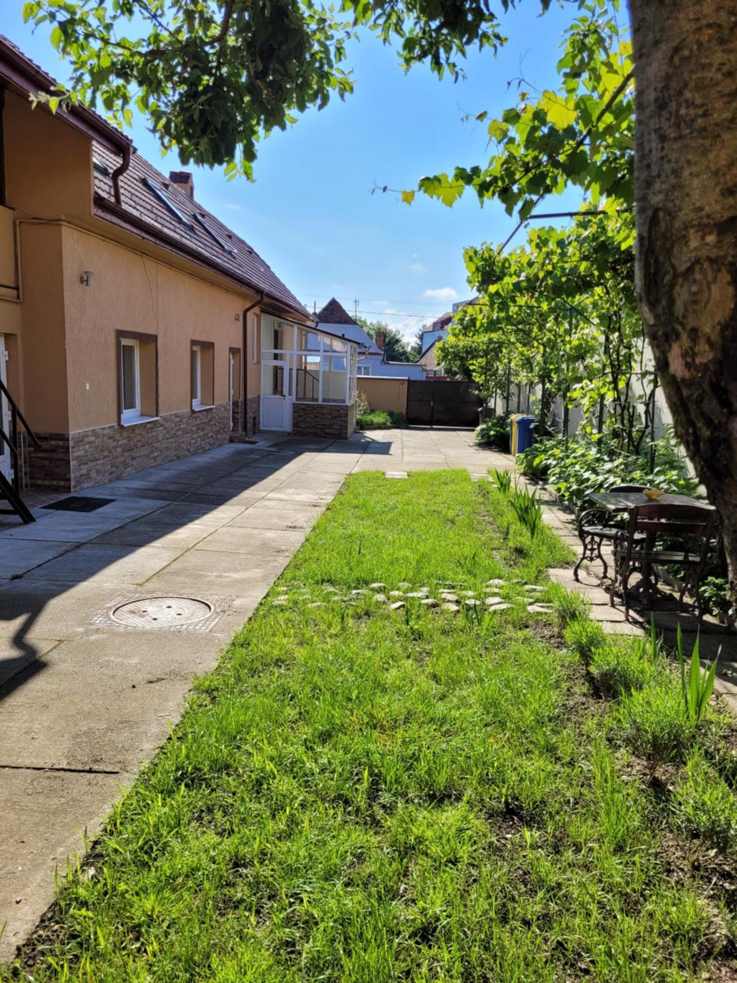 Two-Bedrooms Apt Sibiu Buitenkant foto